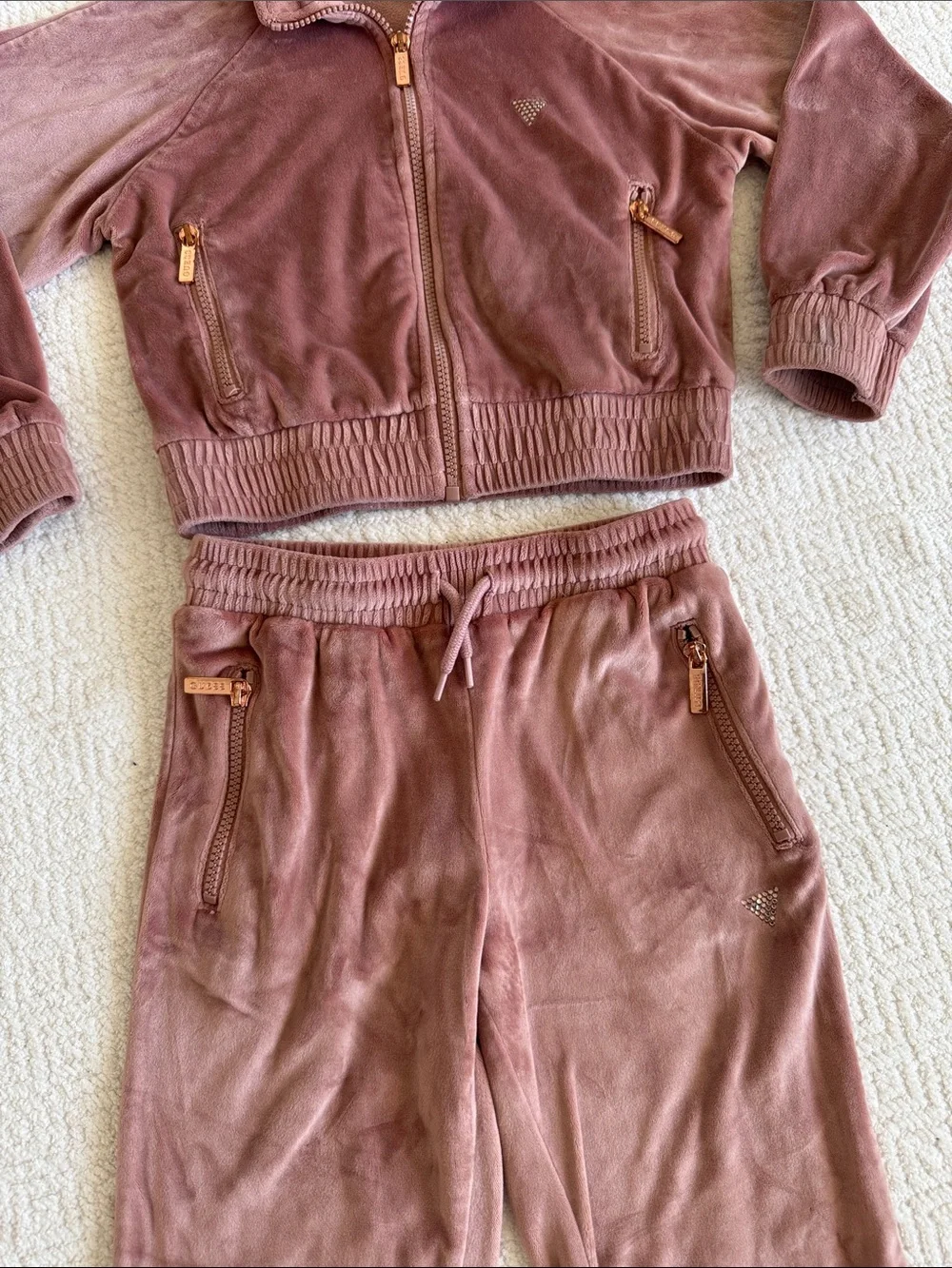 Guess plush velour